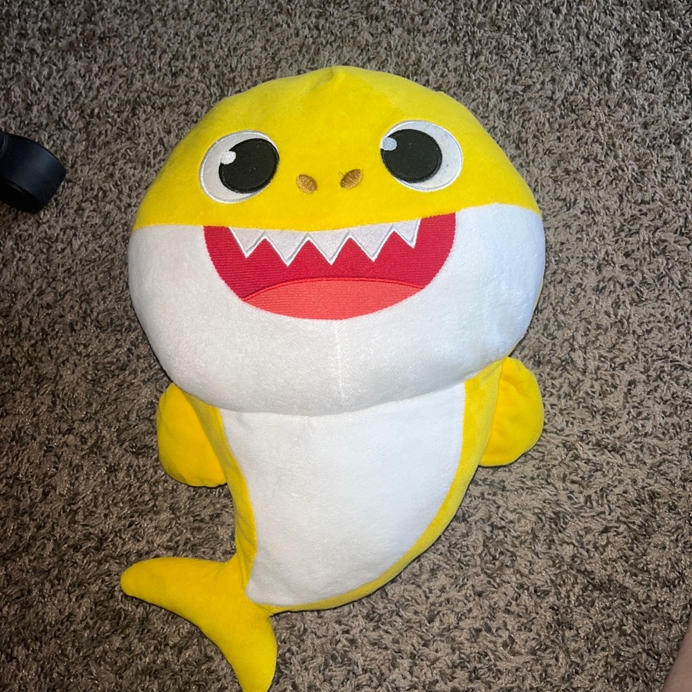 WowWee Pinkfong Baby Shark Official Song Doll - Baby Shark